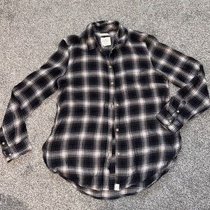 AEO Ahh-mazingly Soft Flannel Grey Plaid, size Medium